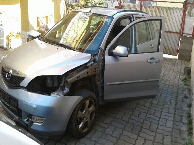 bontott MAZDA 2 Bal első Biztonsági Öv