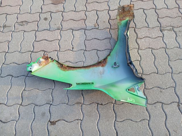 bontott MAZDA 2 Bal első Sárvédő