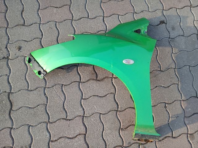 bontott MAZDA 2 Bal első Sárvédő