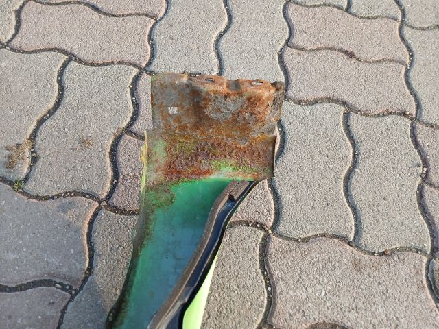 bontott MAZDA 2 Bal első Sárvédő