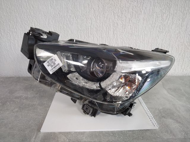 bontott MAZDA 2 Bal Fényszóró