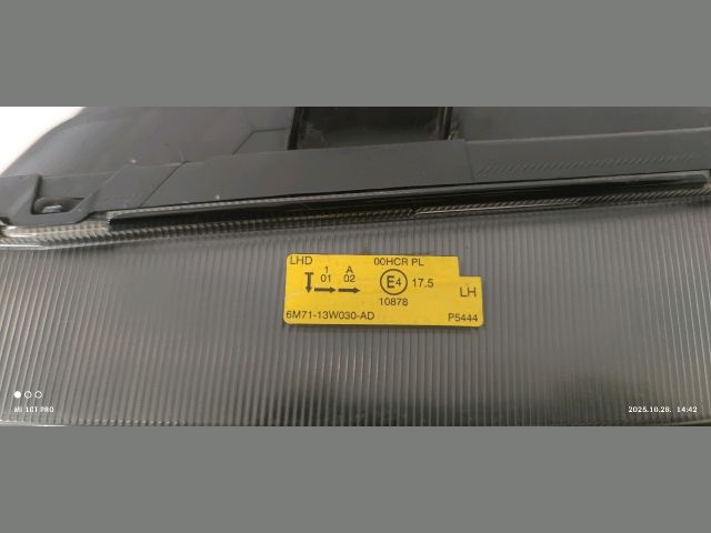 bontott MAZDA 2 Bal Fényszóró