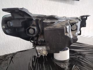 bontott MAZDA 2 Bal Fényszóró