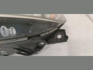 bontott MAZDA 2 Bal Fényszóró