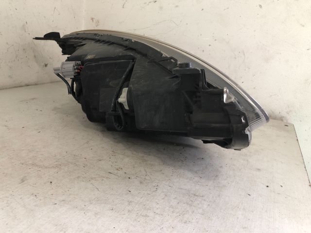 bontott MAZDA 2 Bal Fényszóró