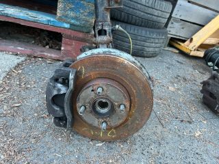 bontott MAZDA 2 Bal Gólyaláb Csonkállvánnyal