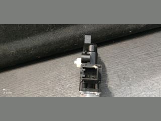 bontott MAZDA 2 Bal hátsó Ablakemelő Motor