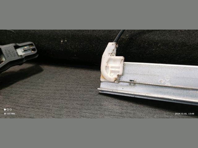 bontott MAZDA 2 Bal hátsó Ablakemelő Szerkezet (Elektromos)