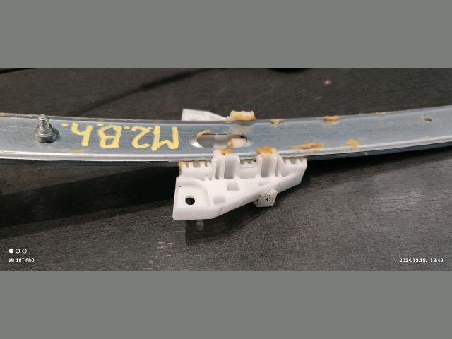 bontott MAZDA 2 Bal hátsó Ablakemelő Szerkezet (Elektromos)