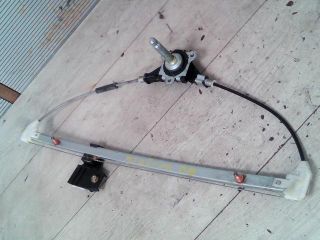 bontott MAZDA 2 Bal hátsó Ablakemelő Szerkezet (Mechanikus)