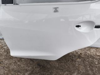 bontott MAZDA 2 Bal hátsó Ajtó (Üres lemez)