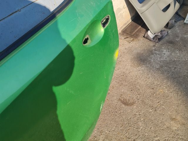 bontott MAZDA 2 Bal hátsó Ajtó (Üres lemez)