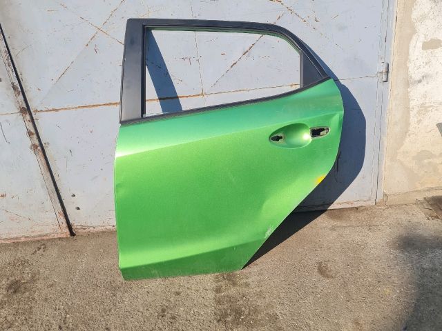 bontott MAZDA 2 Bal hátsó Ajtó (Üres lemez)