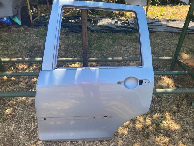 bontott MAZDA 2 Bal hátsó Ajtó (Üres lemez)