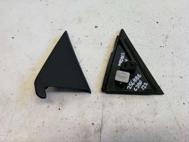 bontott MAZDA 2 Bal hátsó Ajtókeret Burkolat