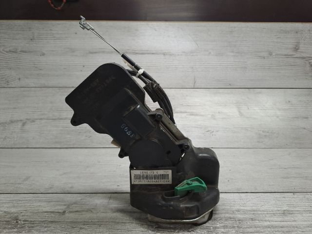 bontott MAZDA 2 Bal hátsó Ajtózár