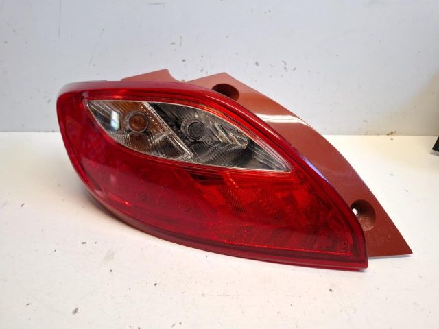 bontott MAZDA 2 Bal Hátsó Lámpa