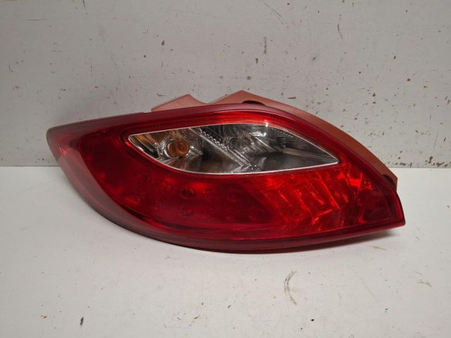 bontott MAZDA 2 Bal Hátsó Lámpa