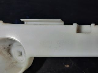 bontott MAZDA 2 Bal hátsó Oldal Lökhárító Tartó (Műanyag)