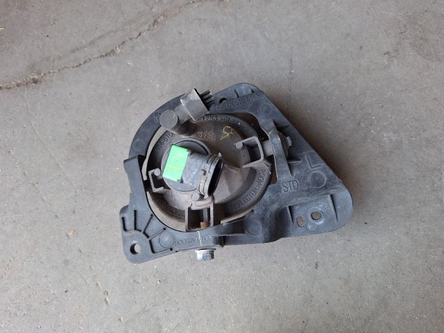 bontott MAZDA 2 Bal Ködfényszóró