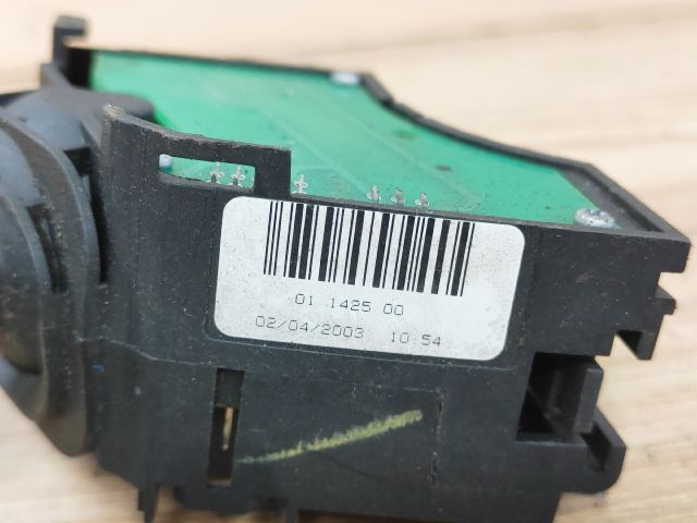 bontott MAZDA 2 Bal Kormánykapcsoló Irányjelző