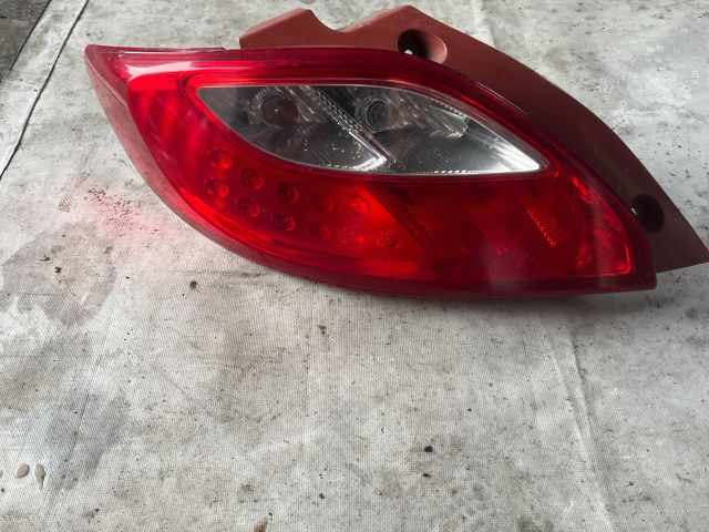 bontott MAZDA 2 Bal Külső Hátsó Lámpa