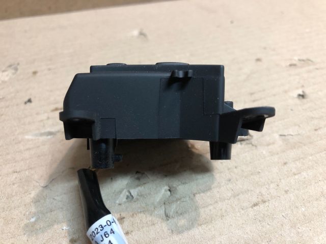 bontott MAZDA 2 Bal Multikormány Kapcsoló