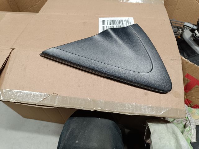 bontott MAZDA 2 Bal Műszerfal Oldalkárpit