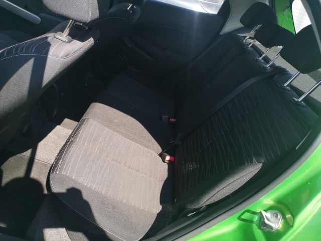 bontott MAZDA 2 Bal Szellőző