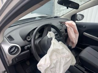 bontott MAZDA 2 Beltér Világítás Első