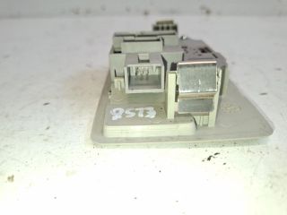 bontott MAZDA 2 Beltér Világítás Első