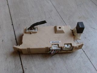 bontott MAZDA 2 Biztosítéktábla Utastér