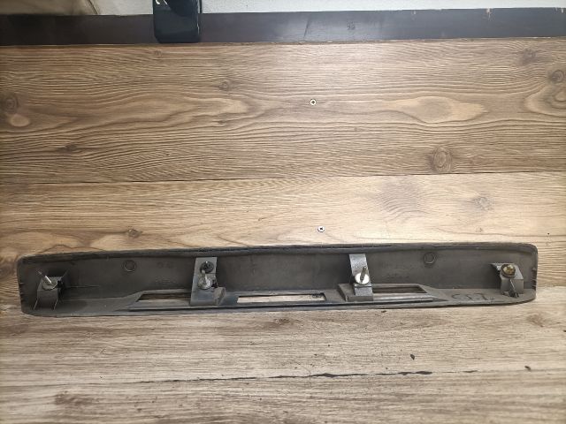 bontott MAZDA 2 Csomagtérajtó Díszléc