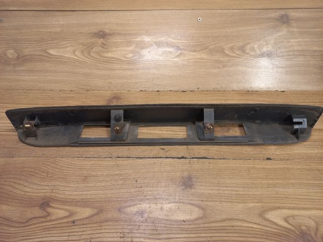 bontott MAZDA 2 Csomagtérajtó Díszléc