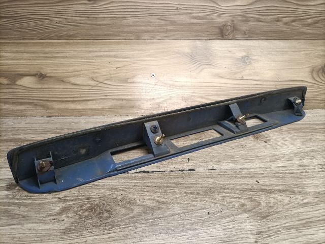 bontott MAZDA 2 Csomagtérajtó Díszléc