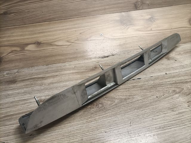 bontott MAZDA 2 Csomagtérajtó Díszléc