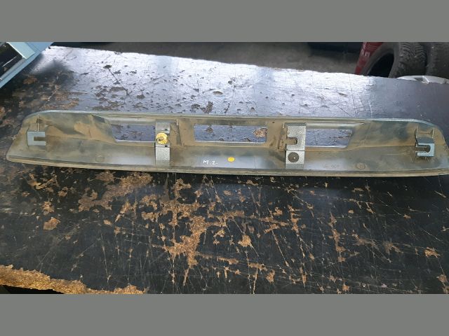 bontott MAZDA 2 Csomagtérajtó Díszléc