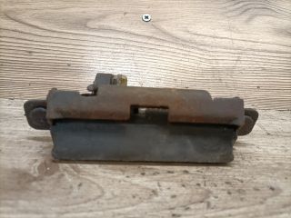 bontott MAZDA 2 Csomagtérajtó Kilincs