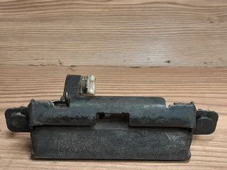 bontott MAZDA 2 Csomagtérajtó Kilincs