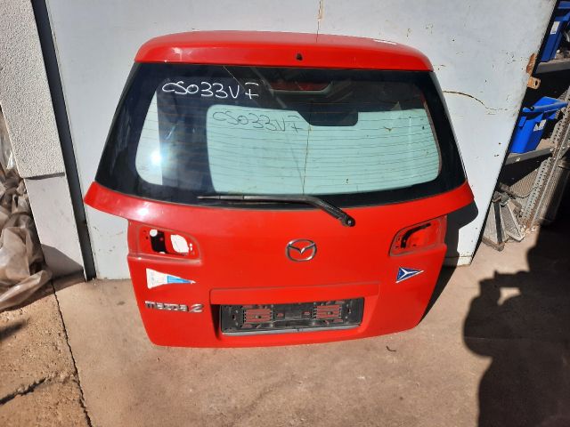 bontott MAZDA 2 Csomagtérajtó (Részeivel)