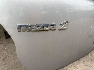 bontott MAZDA 2 Csomagtérajtó (Üres lemez)