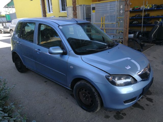 bontott MAZDA 2 Első Ablakmosó Fúvóka