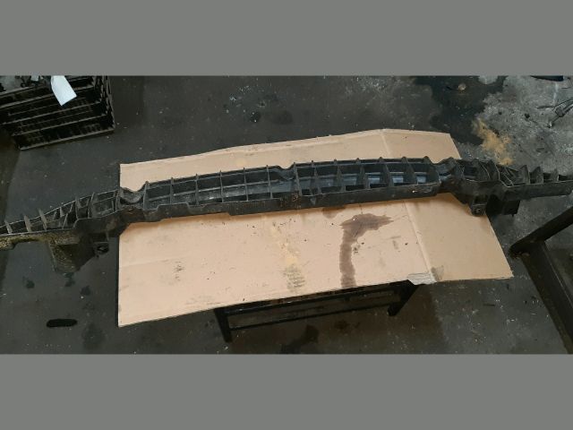 bontott MAZDA 2 Első Lökhárító Merevítő (Fém)