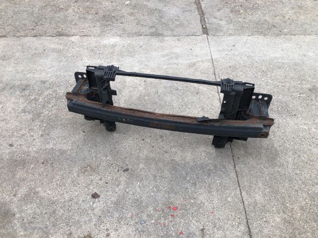 bontott MAZDA 2 Első Lökhárító Merevítő (Fém)