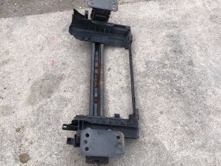 bontott MAZDA 2 Első Lökhárító Merevítő (Fém)