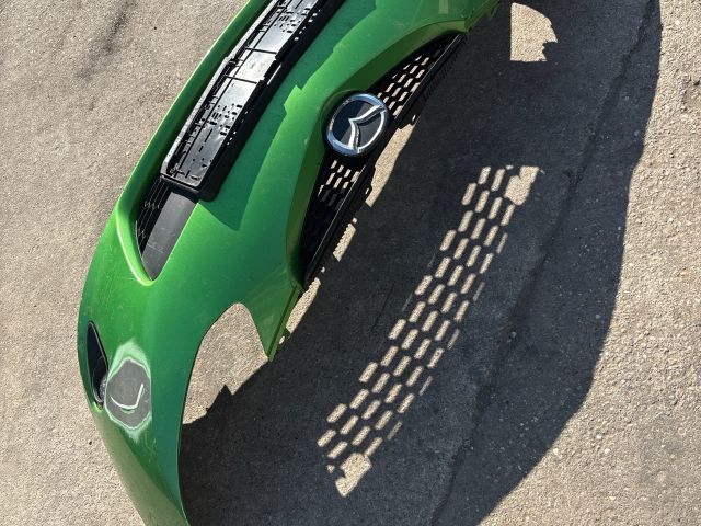 bontott MAZDA 2 Első Lökhárító (Részeivel)