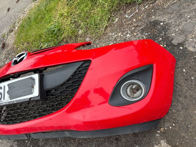 bontott MAZDA 2 Első Lökhárító (Részeivel)