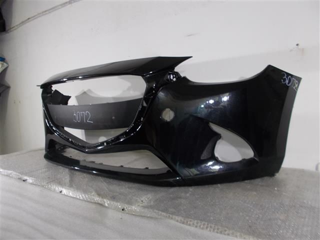 bontott MAZDA 2 Első Lökhárító (Részeivel)