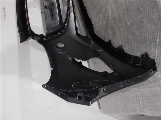 bontott MAZDA 2 Első Lökhárító (Részeivel)