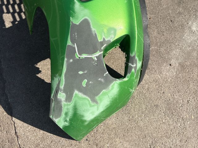 bontott MAZDA 2 Első Lökhárító (Részeivel)